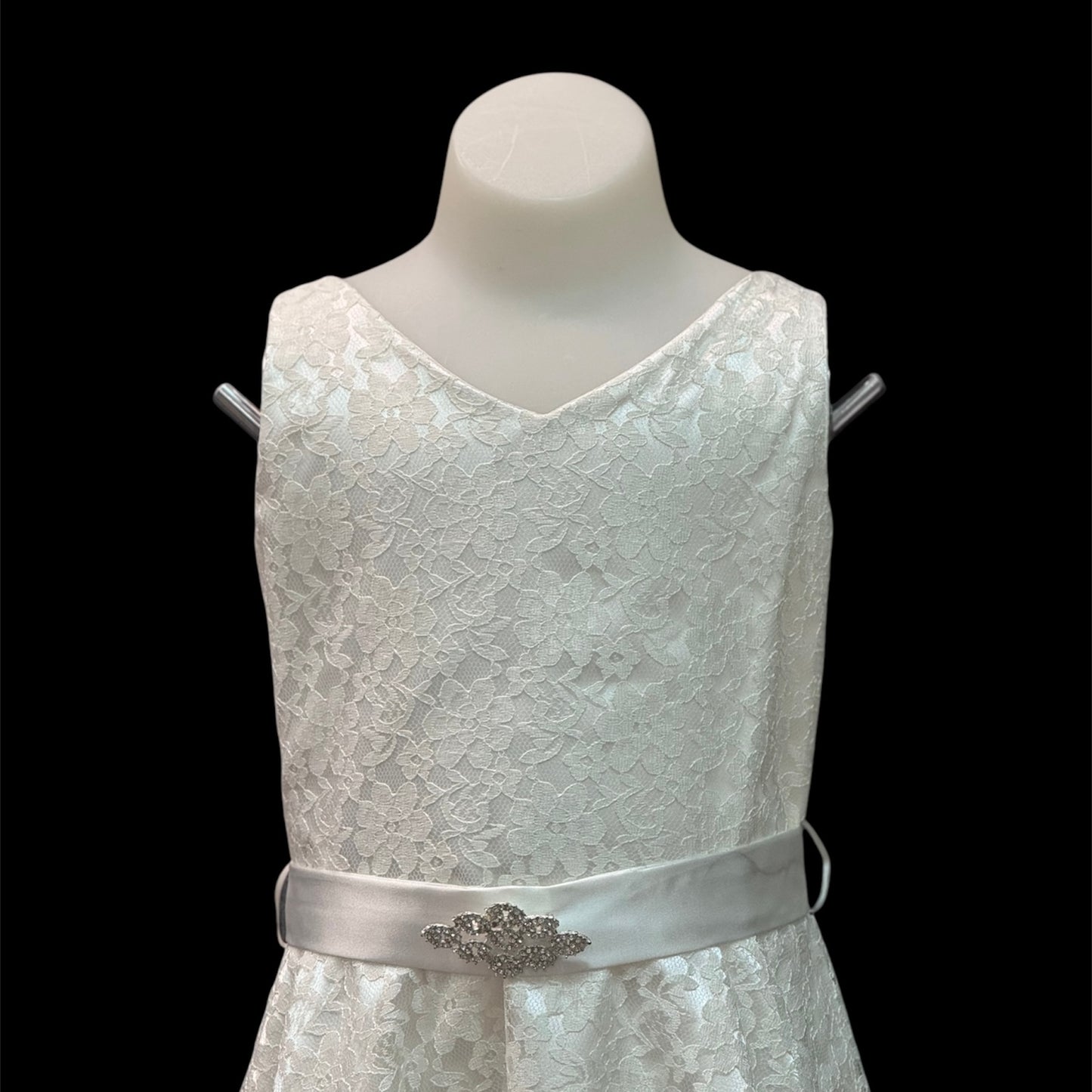 Pre-Teen Ivory Lace Dress w/ Rhinestone Brooch (Size 10)