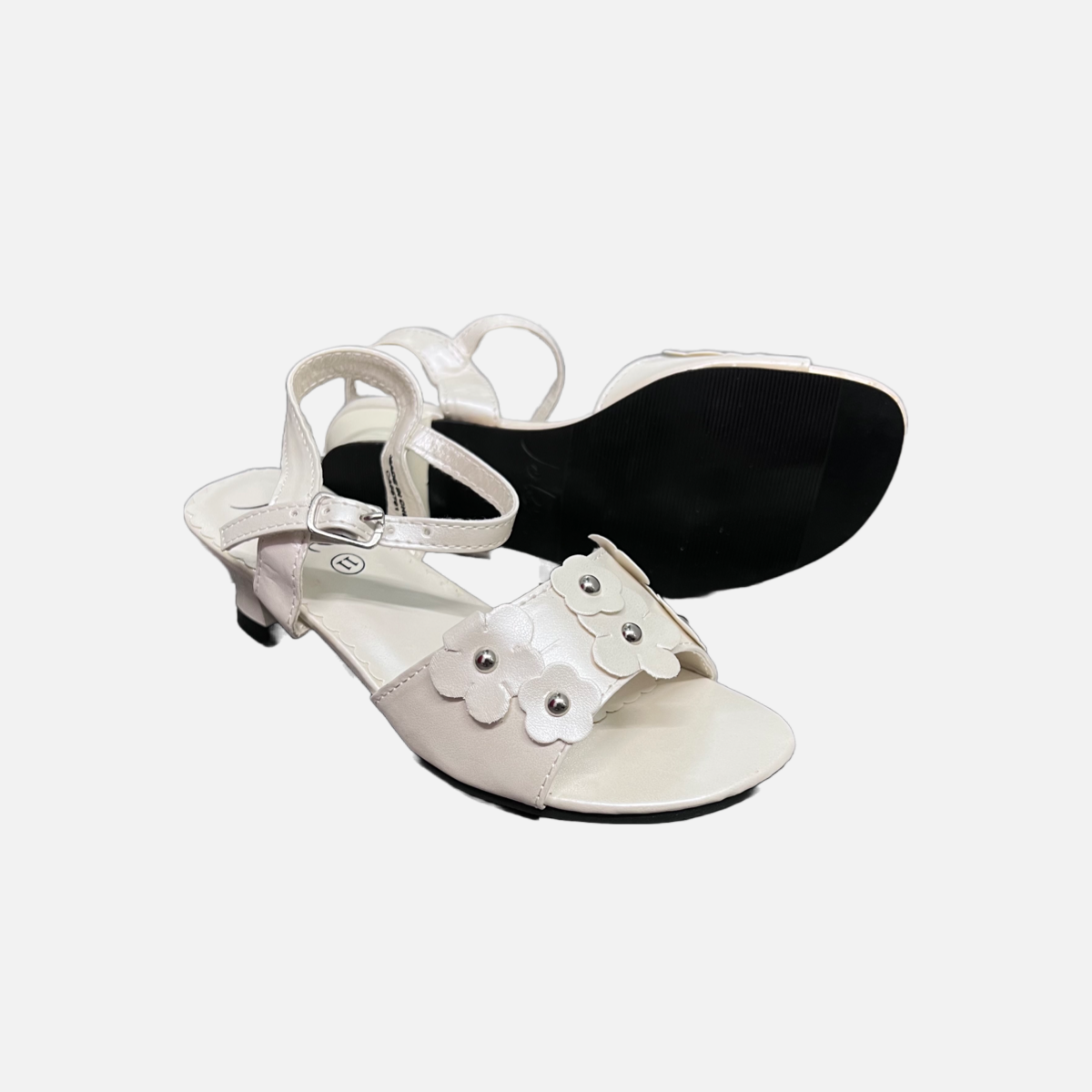 Jolene Embroidered Flower Kitty heel