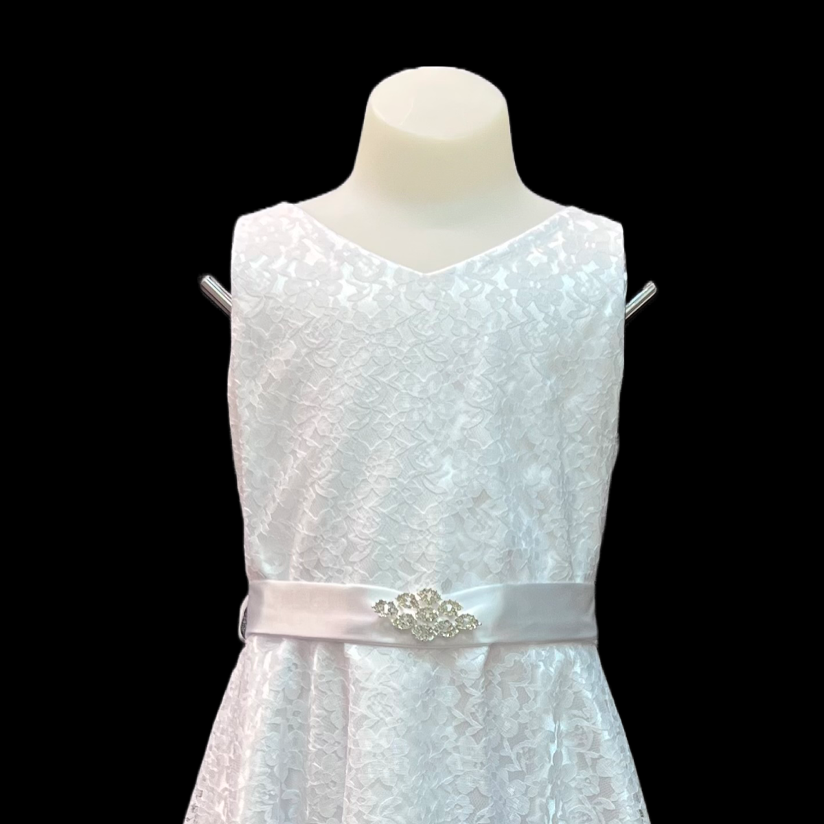 Pre-Teen Ivory Lace Dress w/ Rhinestone Brooch