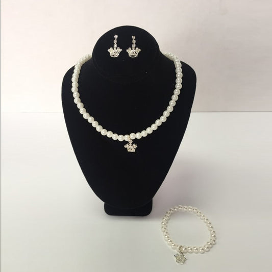 Pearl Necklace, Earring and Bracelet Set